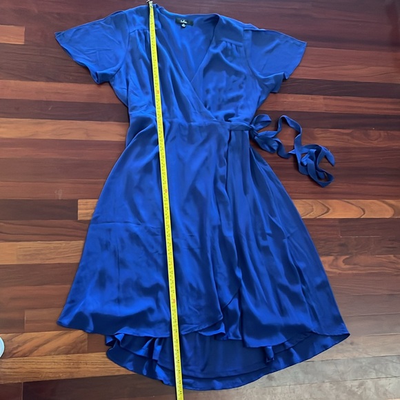 Womens XL Lulus Rise of the Occasion Royal Blue Wrap Dress Flutter Sleeve Midi - Picture 8 of 13